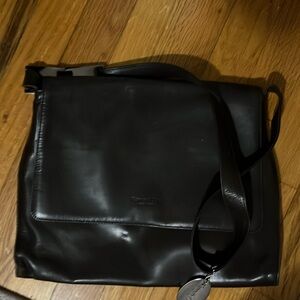 Kenneth Cole Leather Purse